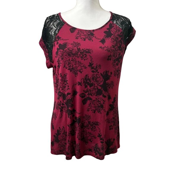 Carol Rose Tops - Carol Rose Floral Whimsigoth Burgundy Top W/ Black Lace Short Sleeve Womens XL